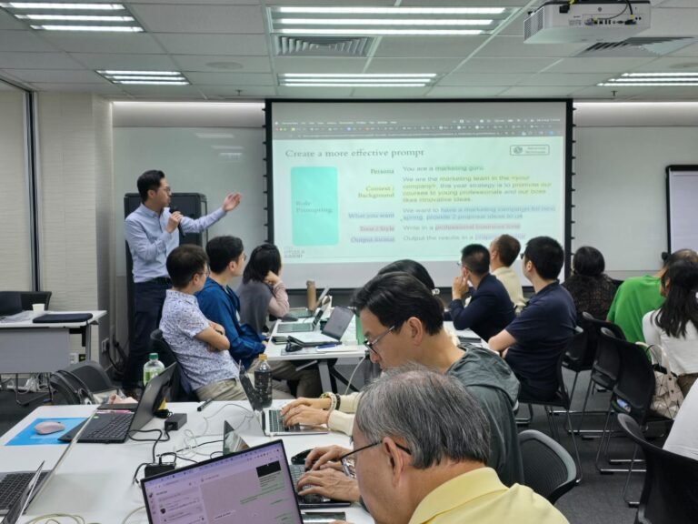 AI 升級轉型香港AI培訓, Corporate AI training 香港 AI 教育, 應用 AI 課程，AI人工智能課程，AI技能提升，AI Upskilling，初學者AI課程，Beginner AI Courses