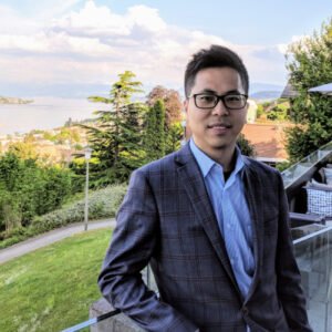 AI 實踐學院（Practical AI Academy）是一家專注於香港的 AI 培訓機構，我們致力於為大眾提供實務導向的 AI 技能提升課程，讓人工智能不再是高不可攀的技術，而是融入日常工作與生活的實用工具。